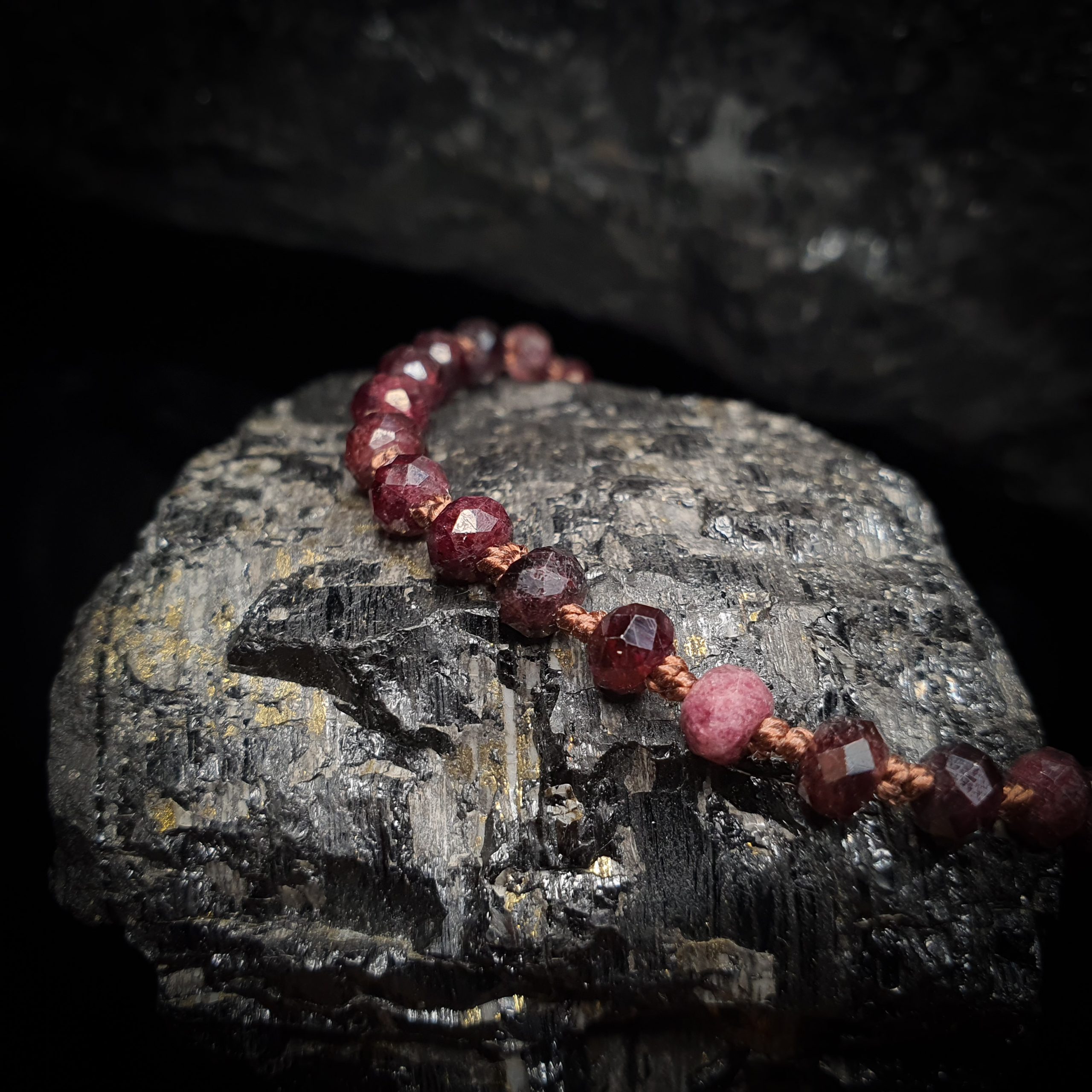 Bransoletka z Granatów