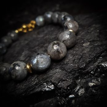 Bransoletka Larvikit