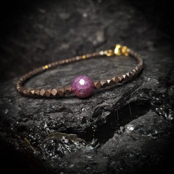 Bransoletka Hematyt z Rubinem